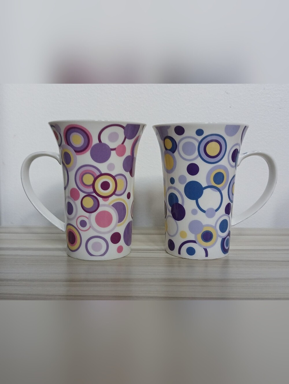 Fine Porcelain Retro Polka Dots Bubbles Coffee Tea Mugs Set of 2